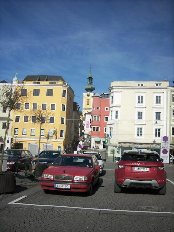 Garconniere Im Ehemaligen Hotel Austria غموندين المظهر الخارجي الصورة