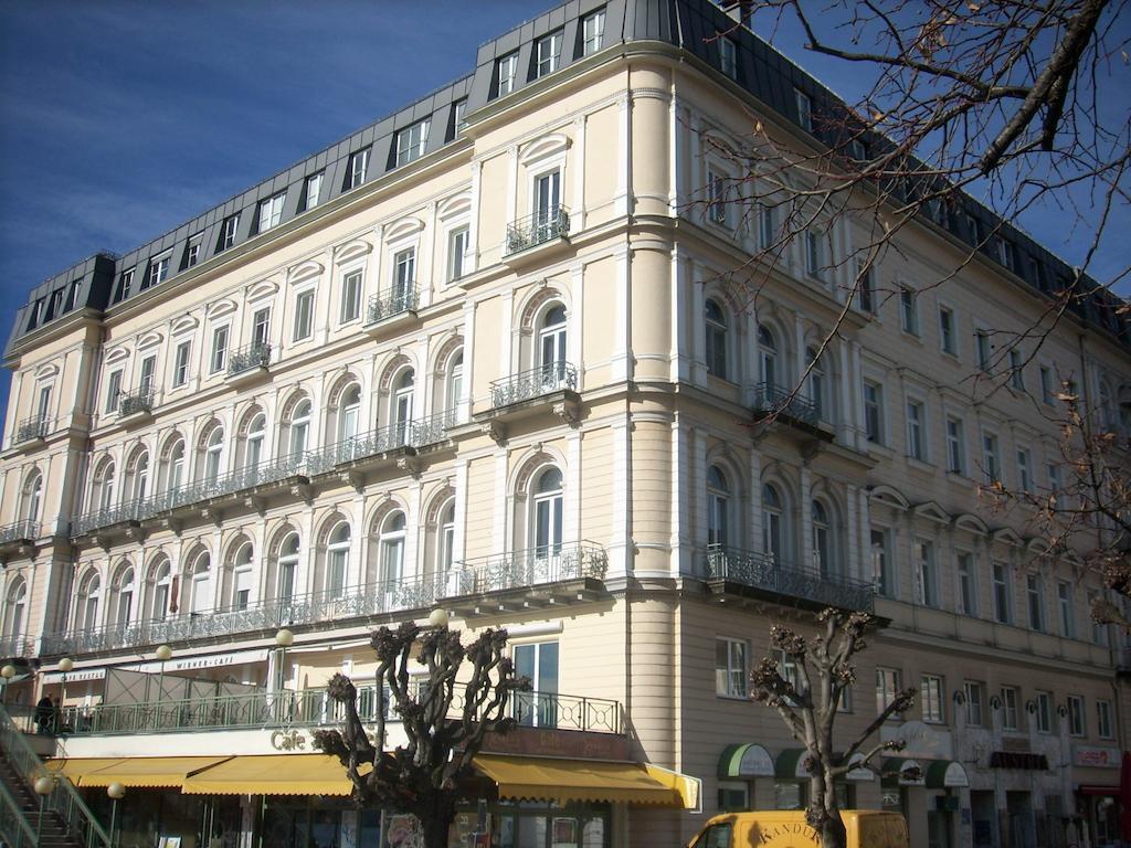 Garconniere Im Ehemaligen Hotel Austria غموندين المظهر الخارجي الصورة